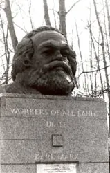 Tưởng niệm 123 năm ngày mất Karl Marx