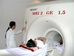 Medic trang bị máy chụp cộng hưởng từ hiện đại nhất