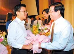 Mỗi người phải tự hỏi mình cần làm gì?