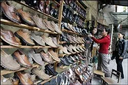 Giày Việt Nam và Trung Quốc bị áp thuế chống phá giá