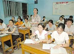 Xây dựng xã hội học tập gắn với phát triển kinh tế - xã hội