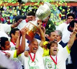 Chức vô địch trẻ trung