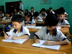 Giá giấy tăng, giá tập có tăng ?