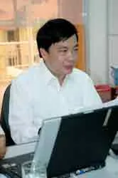 Giám đốc Sở Tài nguyên và Môi trường TP HCM Trần Thế Ngọc giao lưu cùng bạn đọc ảnh 2