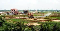 Giám đốc Sở Tài nguyên và Môi trường TP HCM Trần Thế Ngọc giao lưu cùng bạn đọc ảnh 3