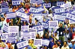 “Reformasi” - Tiến  trình không dễ dàng