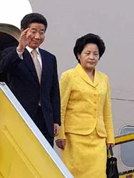 Nồng nhiệt chào đón Thủ tướng CHND Trung Hoa Ôn Gia Bảo ảnh 4