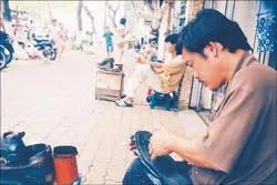 Phố sửa giày