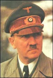 Hitler và Mussolini bị đưa ra Tòa án quốc tế để xét xử sau Thế chiến thứ hai ?