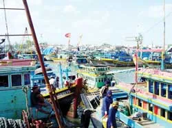 Bão số 4 ảnh hưởng trực tiếp tới các tỉnh phía Nam ảnh 2