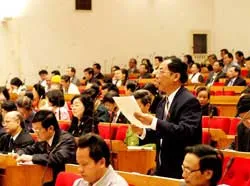 Nên tách hay không?