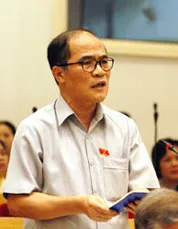 Ông Đỗ Trung Tá: 'Giá cước viễn thông ở VN không cao' ảnh 4