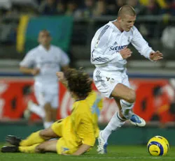 Real Madrid, Deportivo cùng hòa trên sân khách ảnh 2