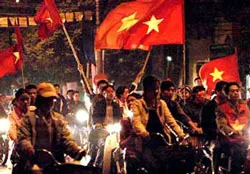 Danh sách dự Tiger Cup của VN và các đội cùng bảng ảnh 2