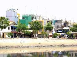 Nhà phố bên những dòng kênh ảnh 3