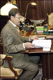 Nga thiệt hại 2,5 tỷ USD mỗi năm