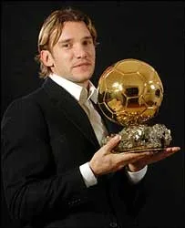 Andriy Shevchenko đoạt ngôi