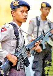 Báo động nguy cơ khủng bố