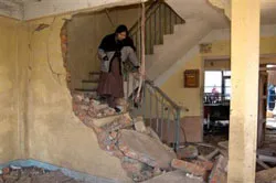 Quân nổi dậy tấn công, 5 cảnh sát thiệt mạng