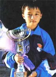 Trường Sơn được bầu là VĐV tiêu biểu nhất Việt Nam 2004