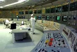 Đóng cửa lò phản ứng nhà máy điện nguyên tử