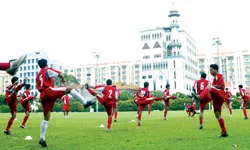 Singapore sẽ kết thúc giấc mơ Myanma ? ảnh 2