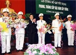 Phong hàm đại tướng cho Bộ trưởng Công an Lê Hồng Anh