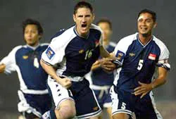 Hơn nửa cầu thủ Singapore bị cúm