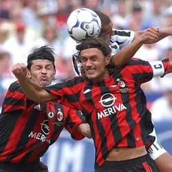 Maldini: 20 năm đam mê uy tín và tự hào ảnh 1