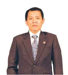10 gương mặt doanh nghiệp trẻ xuất sắc nhất TP Hồ Chí Minh năm 2004 ảnh 7