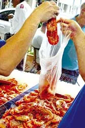 Những chuyện lạ của năm 2004 ảnh 2