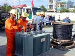 Hoãn tăng giá điện theo cách tính mới