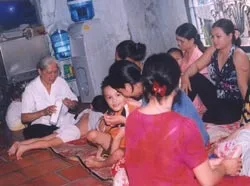 Một thầy thuốc tận tâm với bệnh nhân nghèo