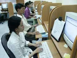 Năng lực cạnh tranh còn thấp!