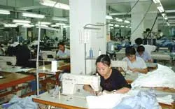 “Cơn sốt” thiếu lao động