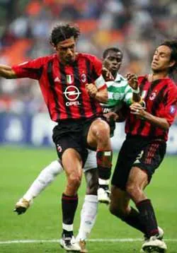 Paolo Mandini: "Nguy hiễm hiện diện khắp nơi"