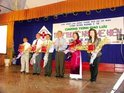 Những “từ mẫu” vì sức khỏe nhân dân