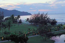 Giải quyết tranh chấp lãnh hải bằng biện pháp hòa bình