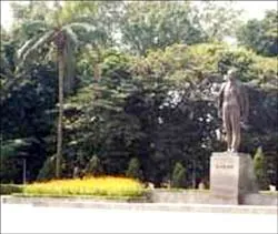 Tượng trong công viên - Một nhu cầu đời sống đô thị