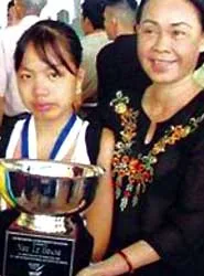 Cô bé 12 tuổi đoạt giải nhất “Thơ vì hòa bình” quốc tế