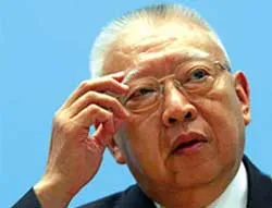 Đặc khu trưởng Hồng Công Đổng Kiến Hoa từ chức