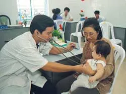 TPHCM đề xuất thí điểm cổ phần hóa một số đơn vị điều trị