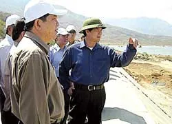 Chống hạn là nhiệm vụ hàng đầu