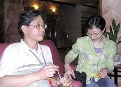 Chúng tôi đang nhìn lại ngày 30-4 của các bạn!