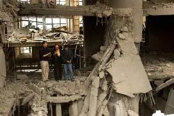 Nổ bom tại một khu buôn bán, 3 người thiệt mạng