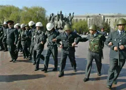 Thương lượng với phe đối lập