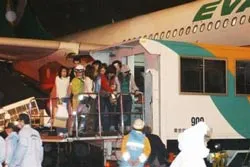 Sự cố máy bay, 56 người bị thương