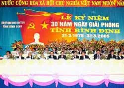 Mít tinh kỷ niệm 30 năm Ngày giải phóng Bình Định