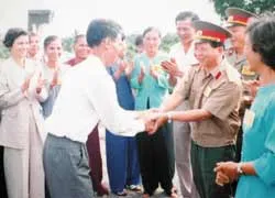 Vị tướng về hưu nhưng chưa nghỉ