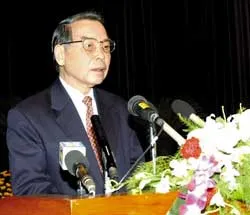 Đưa đất nước tiến kịp thời đại với một ý chí mãnh liệt (*)